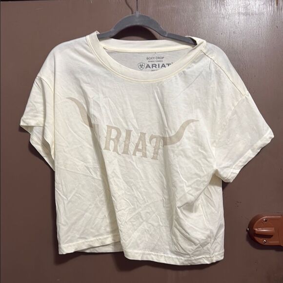 Ariat Cream Boxy Crop Top Size M Material. New - Picture 1 of 6